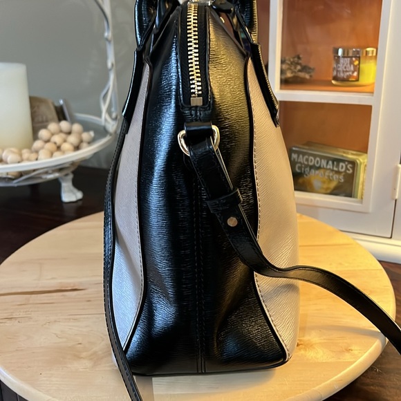 NEW WITHOUT TAGS! RALPH LAUREN DOME TOTE 👜 - Picture 4 of 8